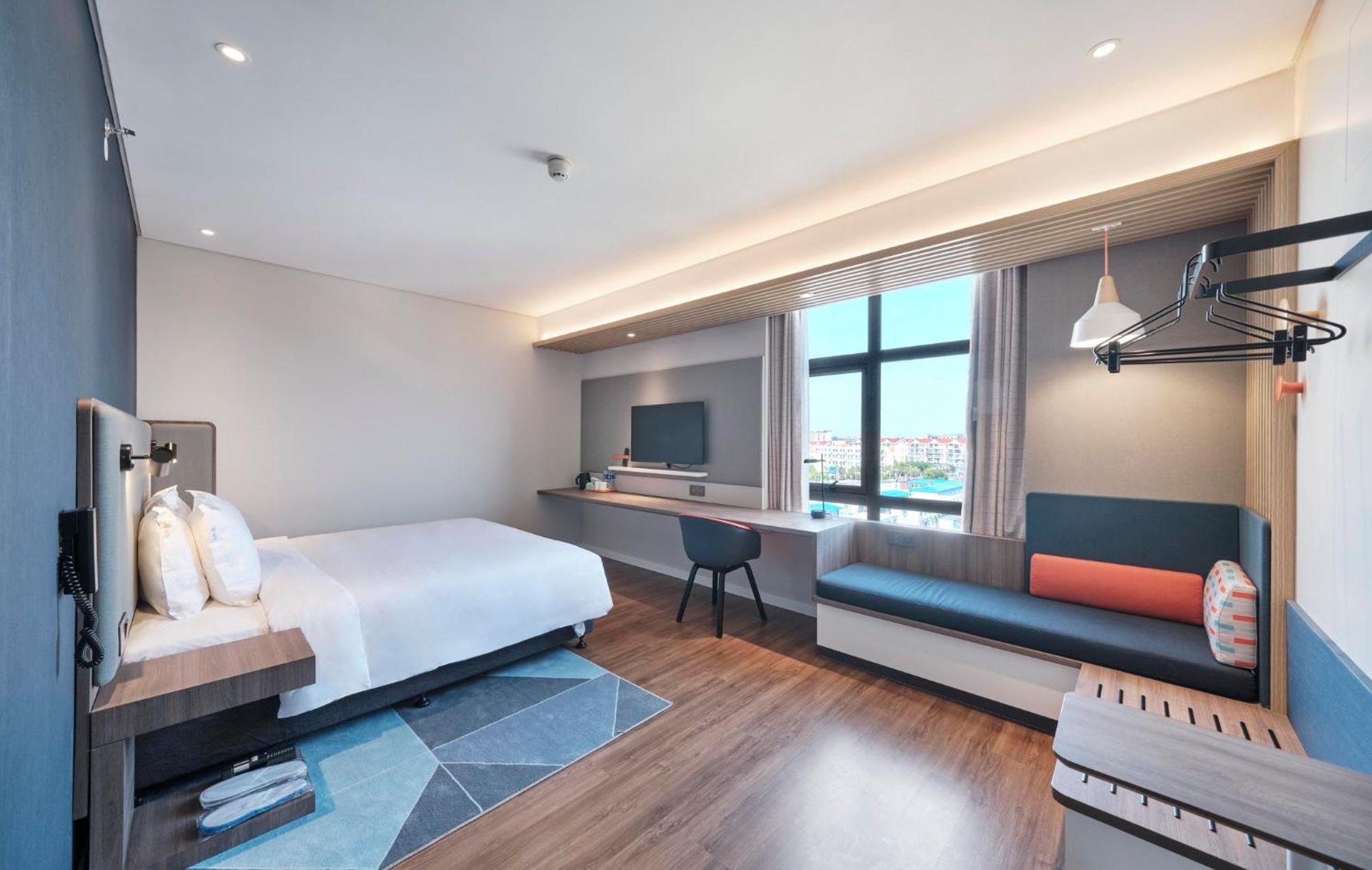 Holiday Inn Express Shanghai Hongqiao North By Ihg Fengbang Екстериор снимка